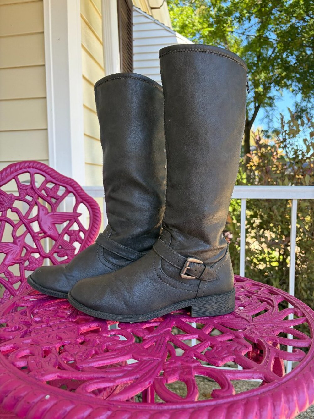 Candie's Knee HIgh Gray Boots Size 5